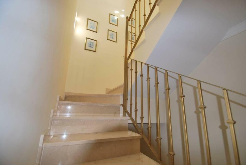 Aloha Gardens Townhouse Apartment Marbella Exterior photo