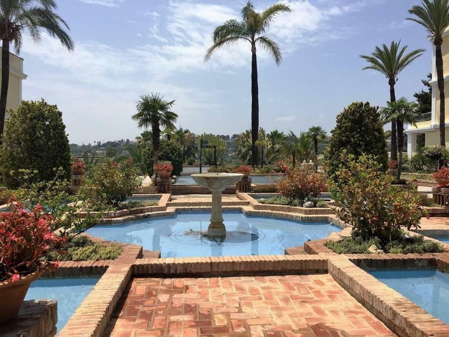 Aloha Gardens Townhouse Apartment Marbella Exterior photo